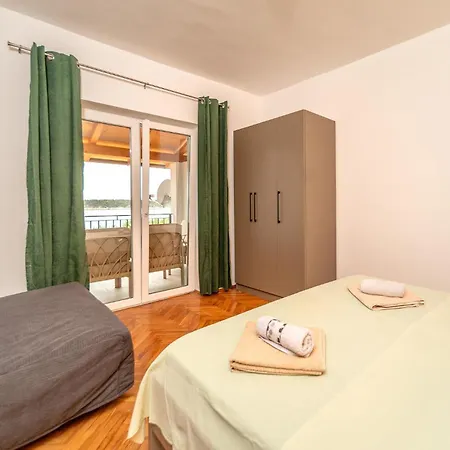 Awesome In Barbat na Rabu